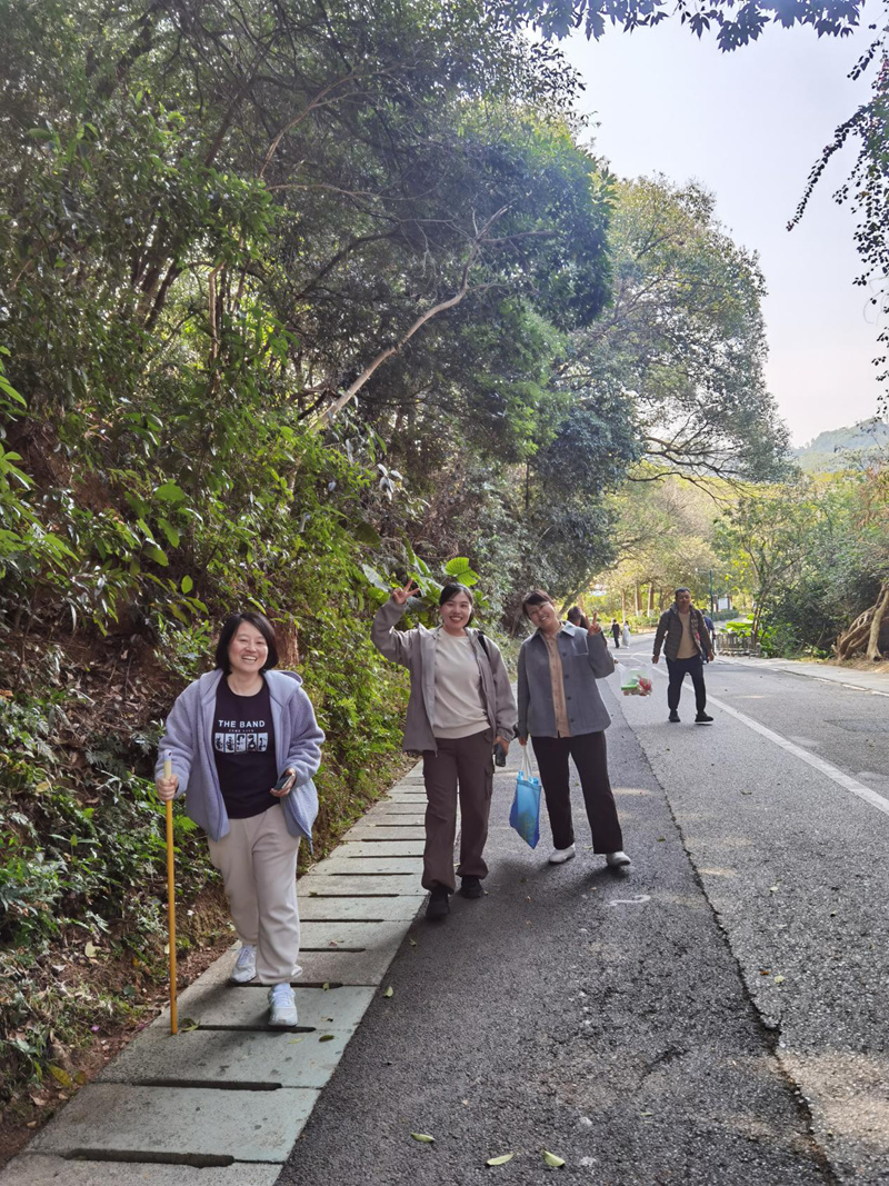 億天凈化丨開工大吉暨梧桐山登頂祈?；顒訄A滿結束