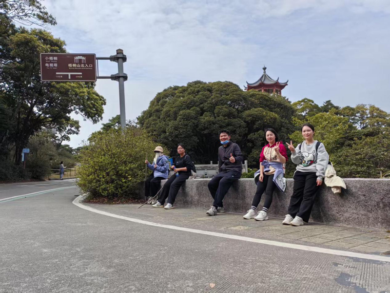 億天凈化丨開工大吉暨梧桐山登頂祈?；顒訄A滿結束